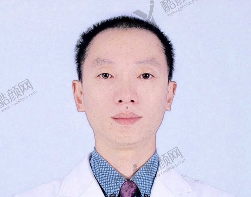 吴焱秋