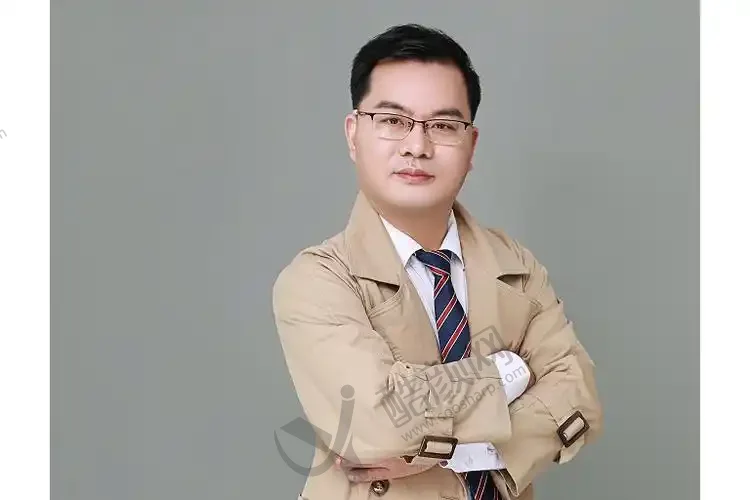 刘嘉锋