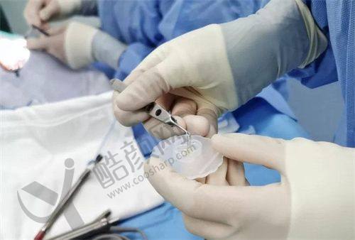 七、深圳佰视佳眼科医院真实的患者评价如下：