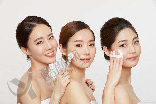 八、长沙晶肤医美(五一广场院)真实的顾客评价如下: