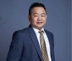 侯典举